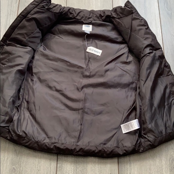 Old navy vest new - Picture 3 of 5